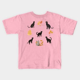 5 cats Kids T-Shirt